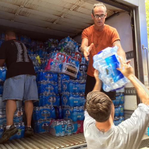 Cleveland cops sending truckloads of water to Philadelphia