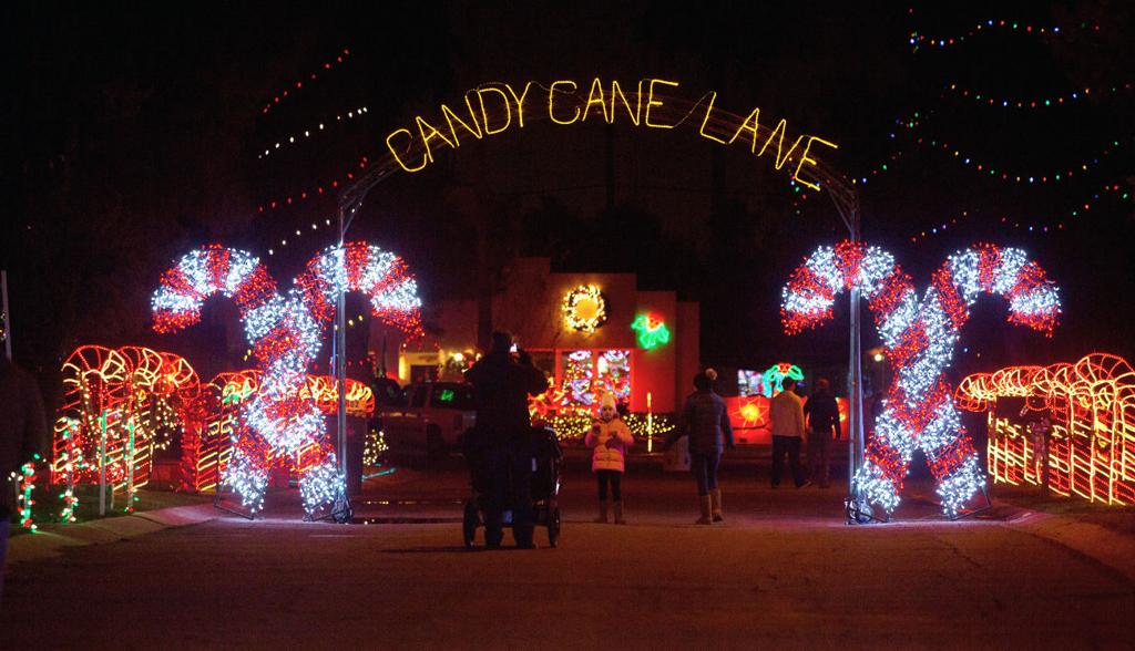 The 10 Tucson Holiday Traditions You Need To Put On Your Bucket