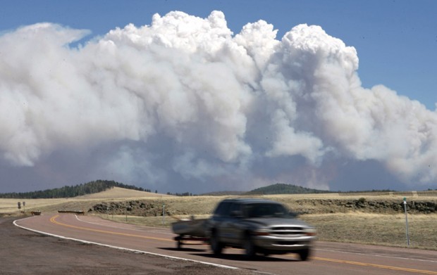 E. Ariz. blaze devours 60,000 acres in 2 days