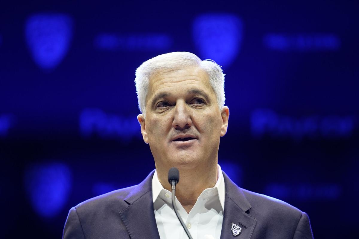 090922-tuc-spt-pac12hotline-p1