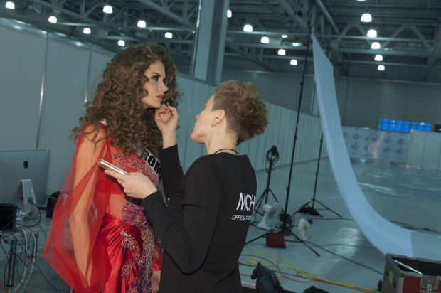 Contestants get ready for Miss Universe