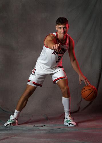 2022 UA men's basketball: Pelle Larsson