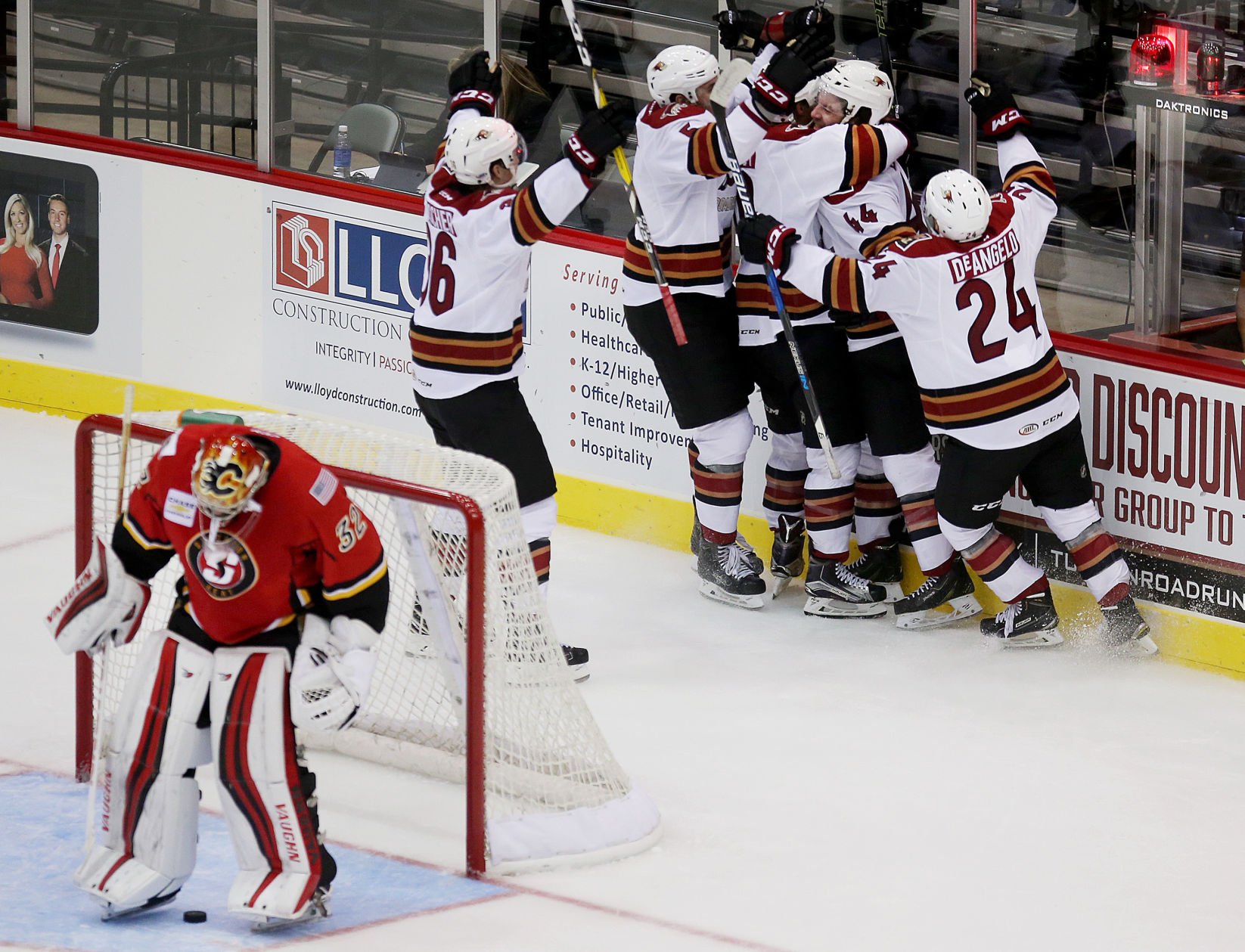 Roadrunners Rally, Zip Past Stockton In First-ever Home Game