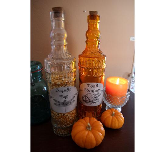 Halloween Decor: Free labels
