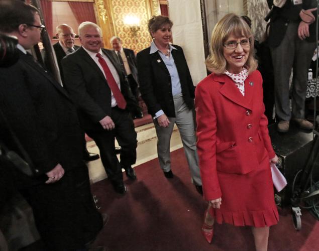 Legislators enter state of the state