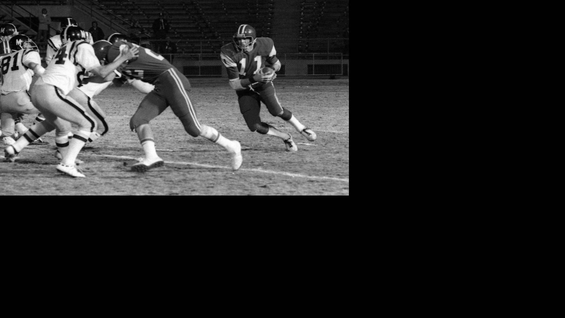 Amphi football celebrates 50-year-old state title win
