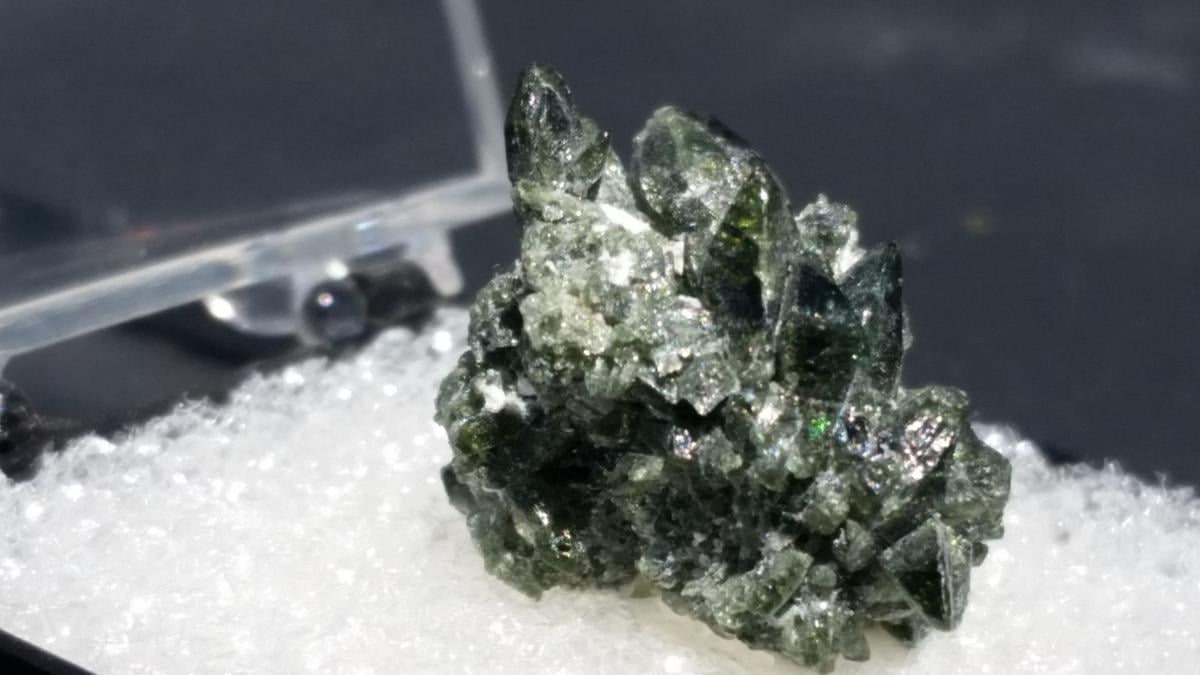 Mine Tales Pyroxene Minerals Known For Luster Color Crystal Symmetry Local News Tucson Com