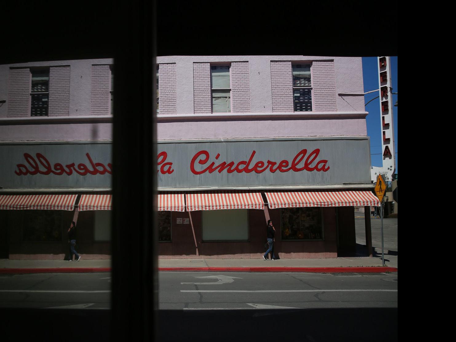 Travel Restrictions Are Slamming Us Retailers Along Border With Mexico Local News Tucson Com