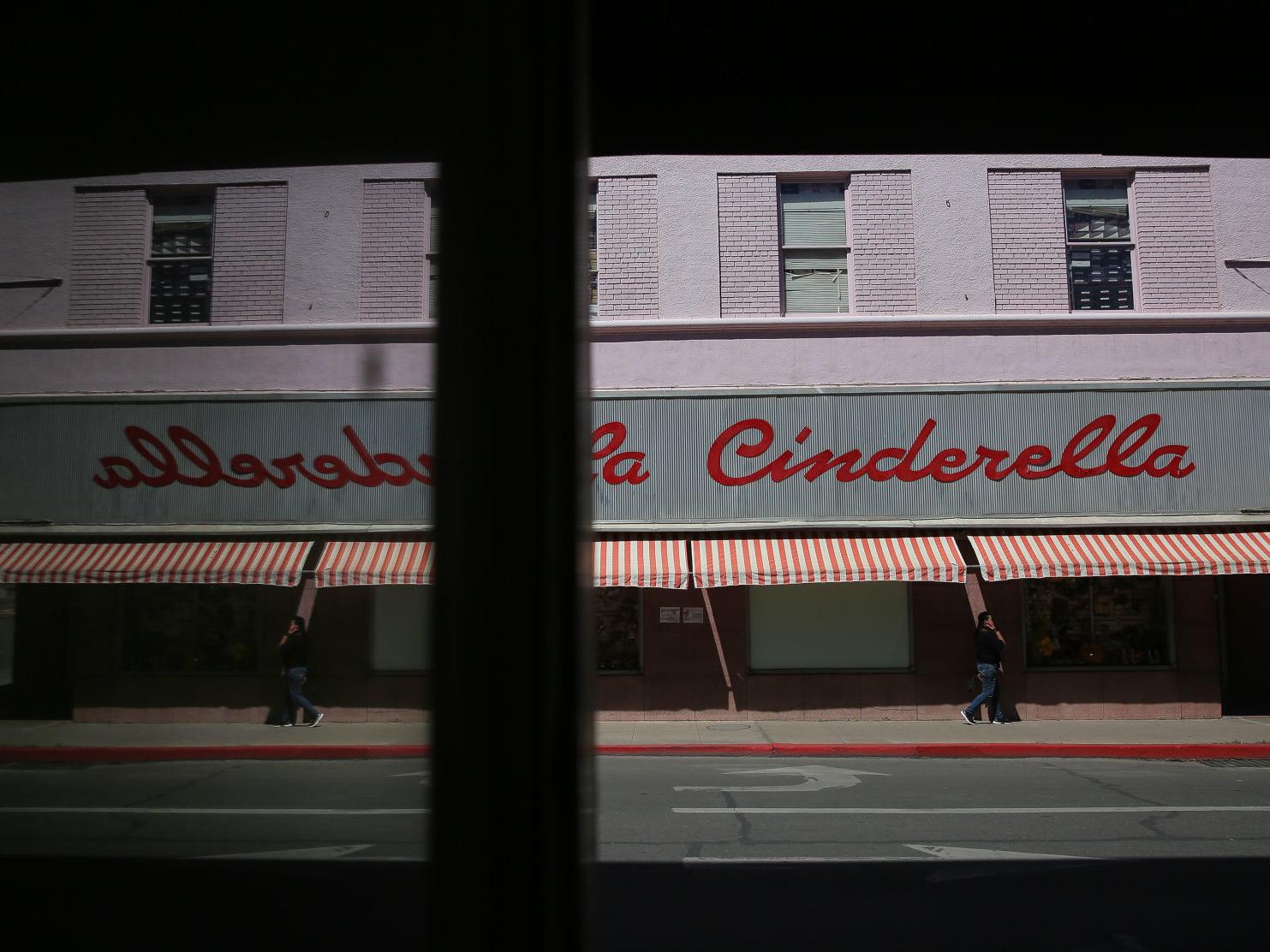Travel Restrictions Are Slamming Us Retailers Along Border With Mexico Local News Tucson Com