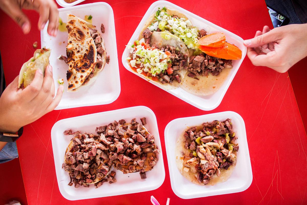 Carne asada tacos at Tacos Apson (copy) (copy)