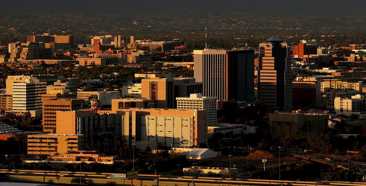 Downtown ֱ, ֱ