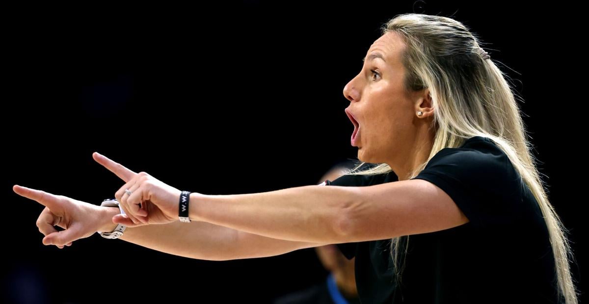 Discipline and details: How Becky Burke is rebuilding Arizona women’s basketball