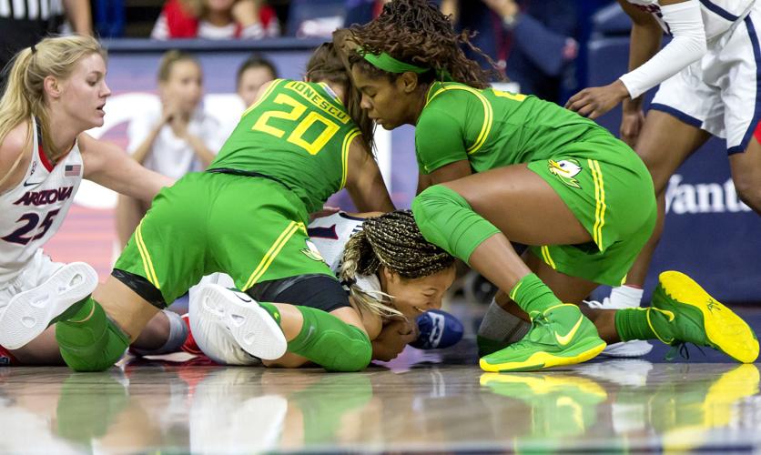 011120-spt-ua wbk-p26.JPG