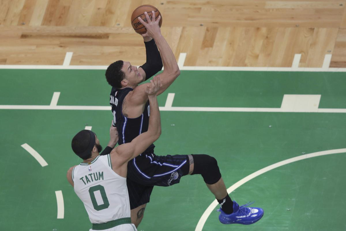 Forget The Dunk Contest Ex Wildcat Aaron Gordon Is Now A Shoe