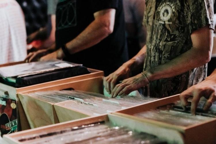 Record fair