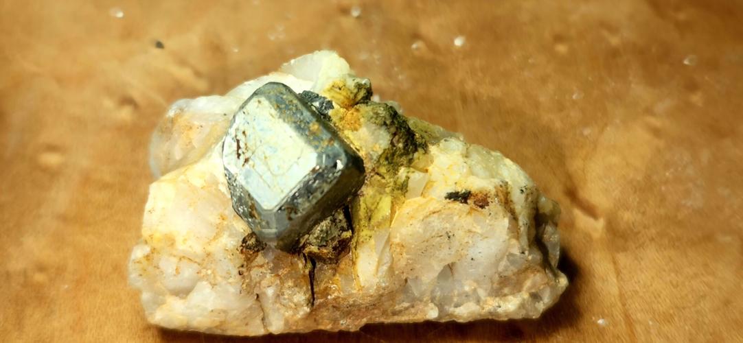 Mine Tales: Mines and Mountains around Tucson