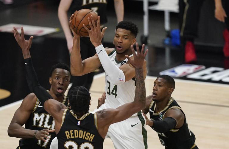 Bucks Hawks Basketball