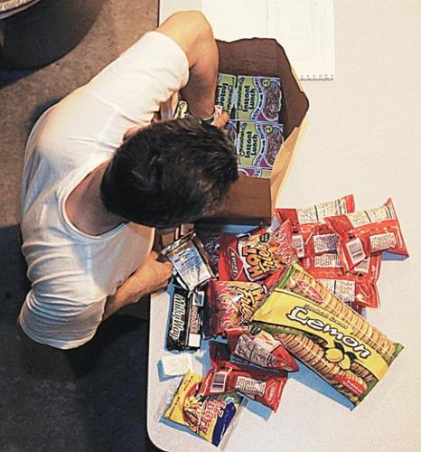 Commissary fattens inmates, jail's coffers  