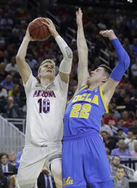 Arizona Wildcats basketball: On Heeke's absence, star sighting, Starburst supporters