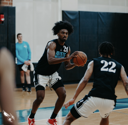 Cedric Henderson Hornets workout