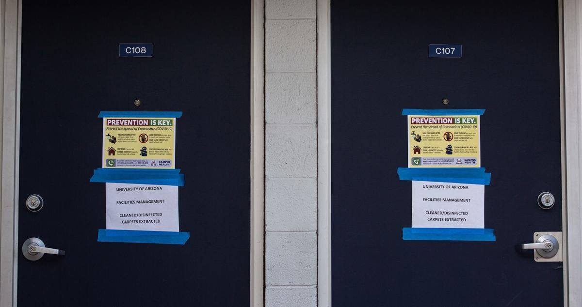 Tucson Man Who Barely Escaped Death To Coronavirus Home After A Month In The Hospital Local News Tucson Com