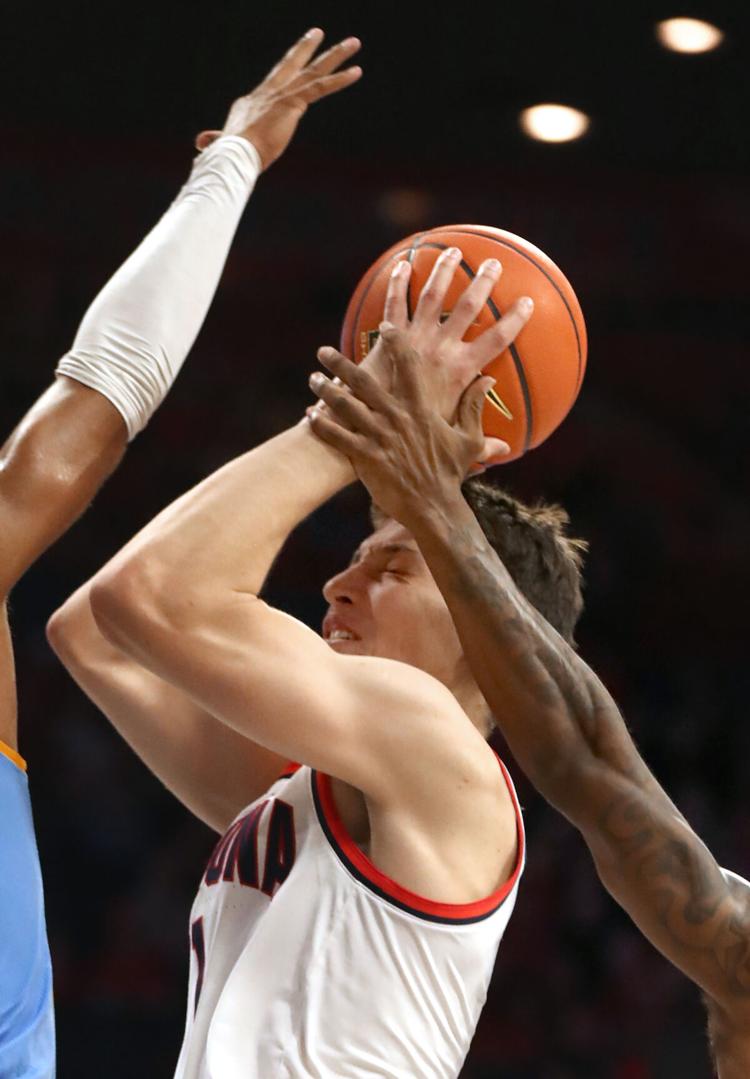 Photos University of Arizona notches a 9578 win over Southern, men's