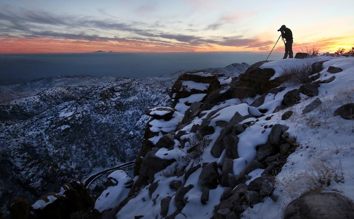 Photos Snowfall in Tucson, Arizona, California