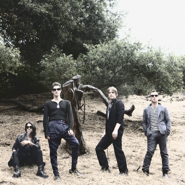 Jane's Addiction rolling in with its Theatre of Escapists