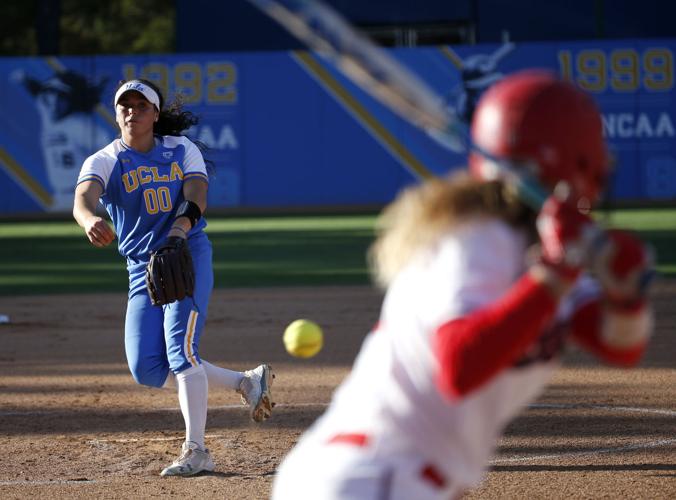 Arizona, UCLA Super Regionals Game 2