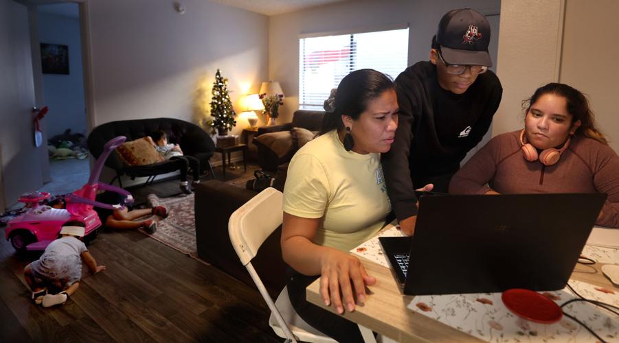 Asylum seekers' Christmas in Tucson