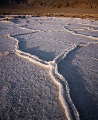 Missing Tucson couple located on 'steep ledge' in Death Valley