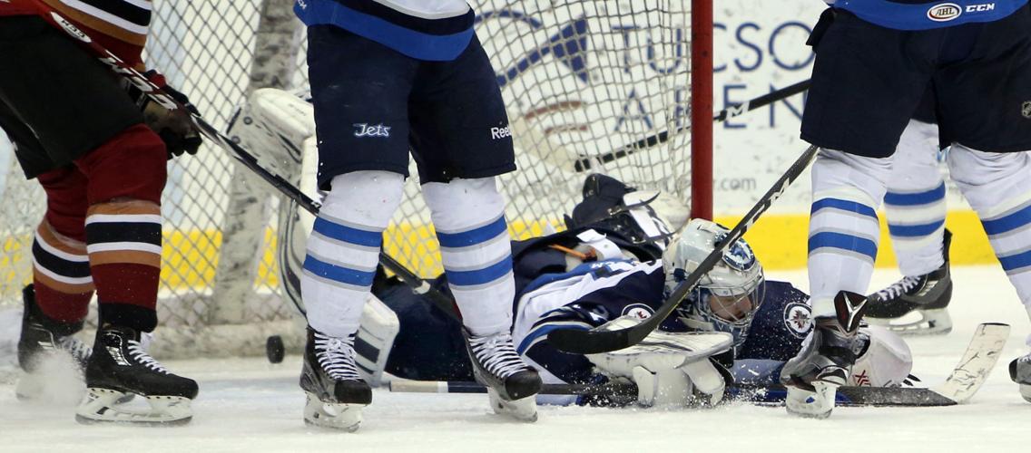 Tucson Roadrunners vs Manitoba Moose