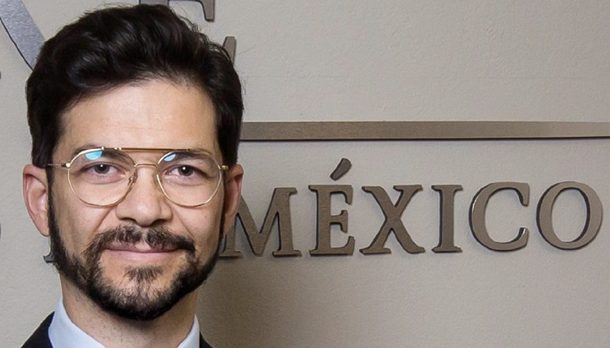 Cónsul Rafael Barceló Durazo (LE)