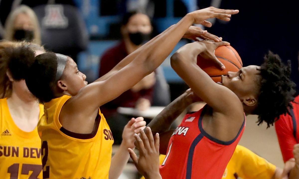 121120-spt-ua womens hoops-p10.jpg