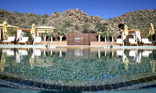 Ritz-Carlton Dove Mountain pool