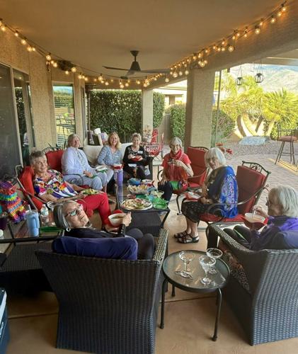 Divas-enjoy-a-gorgeous-Cinco-de-Mayo-evening.jpg