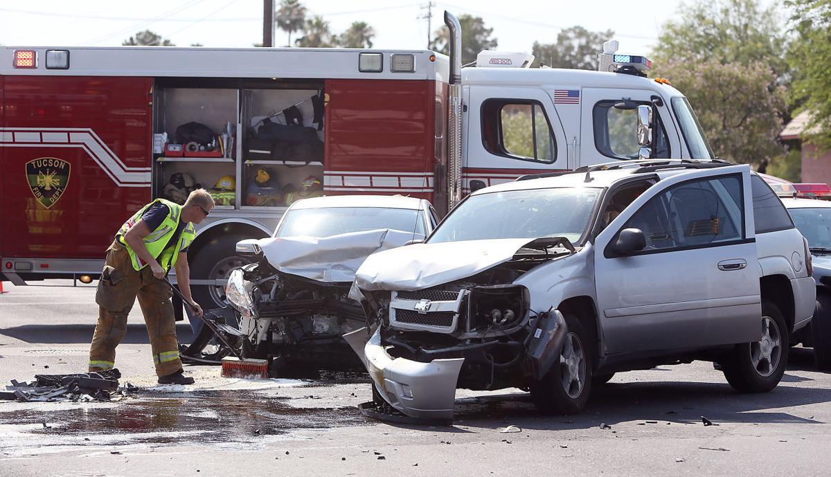 Two-vehicle collision on tucson’s south side