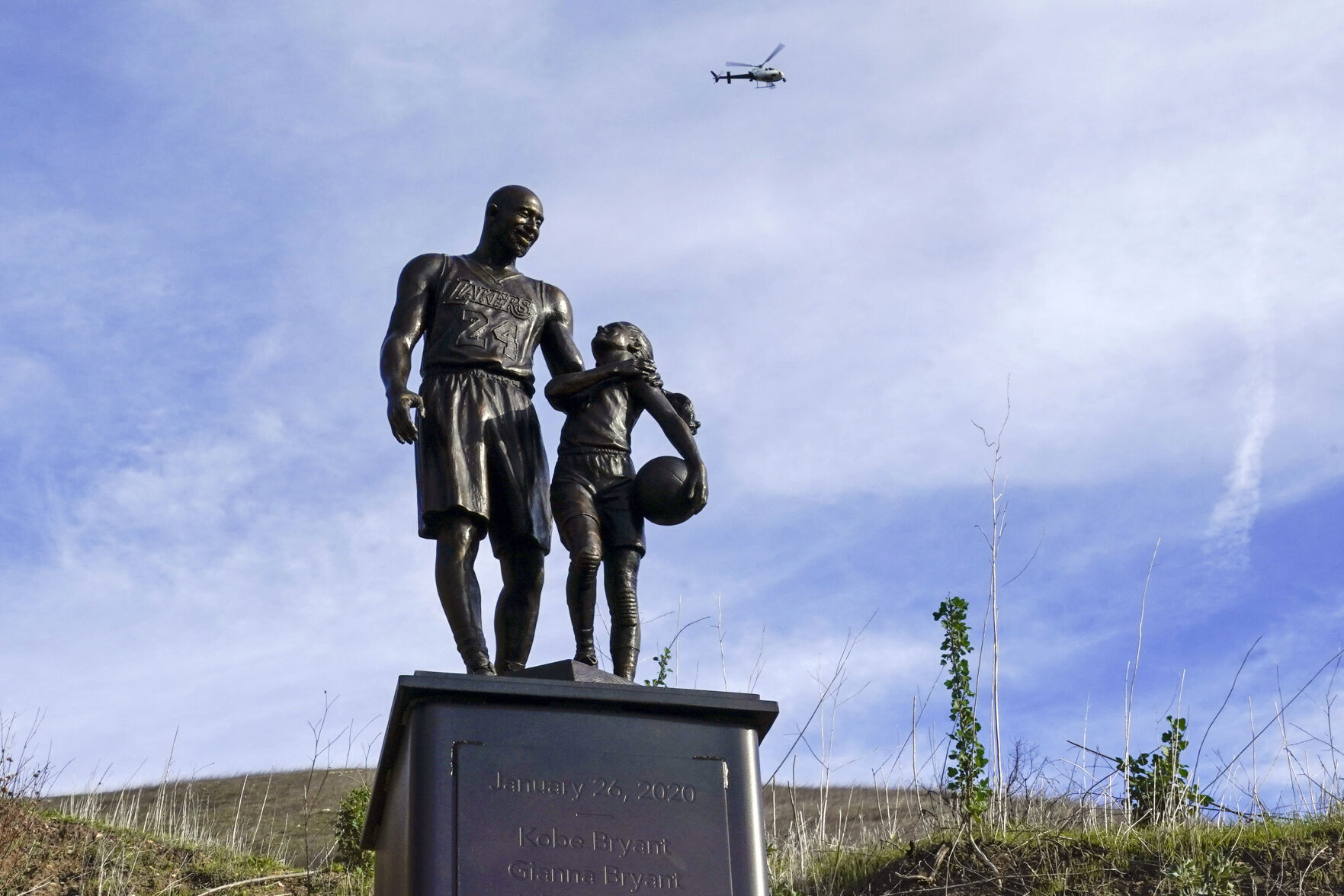 Photos: Statue Of Kobe, Gianna Bryant Placed At Site Of Crash | Sports ...