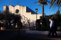 Guthrie candlelight service