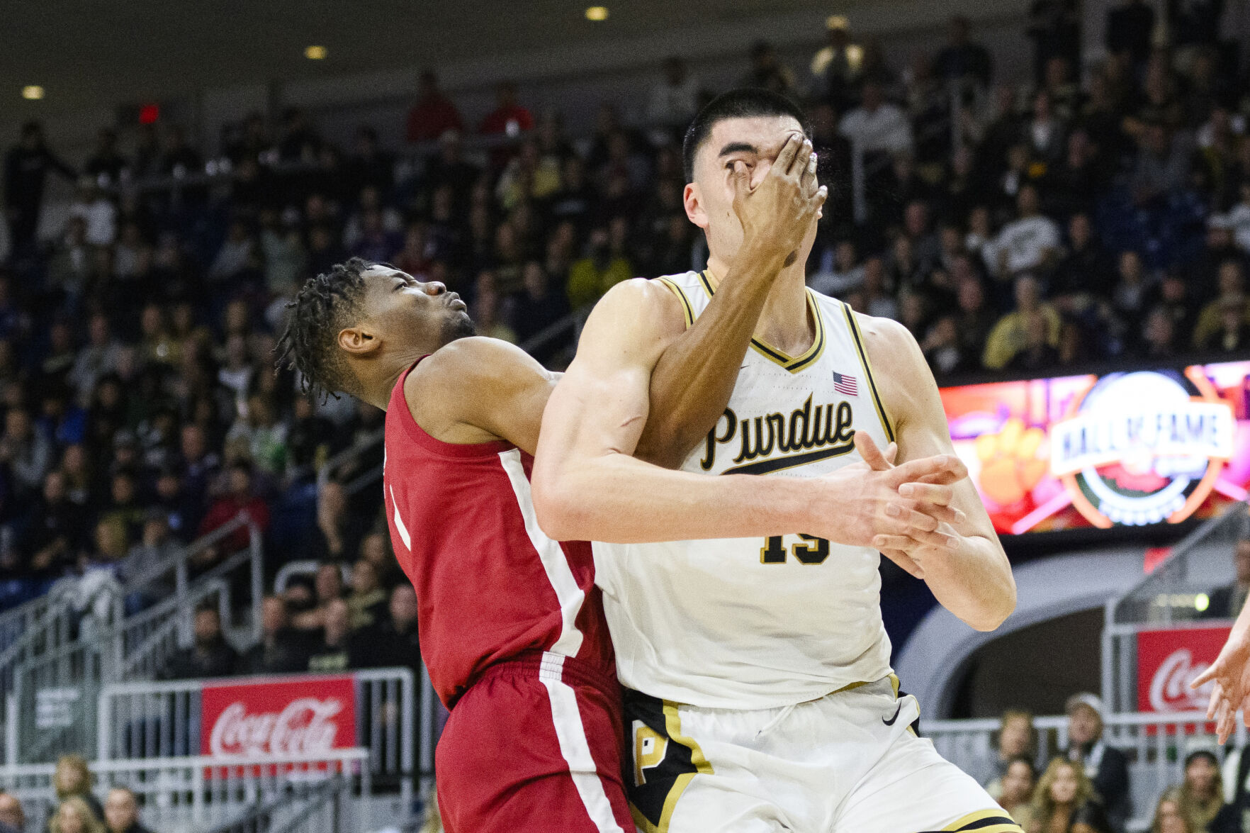 Notable Foul Magnet Zach Edey, Purdue A Test For Arizona | Men's ...