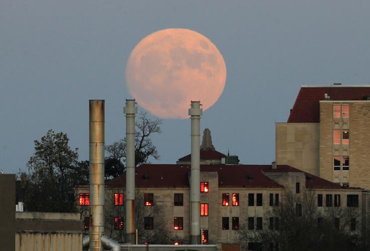 Supermoon Kansas