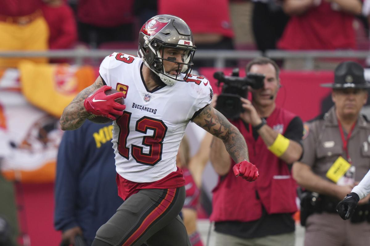 Panthers Buccaneers Football