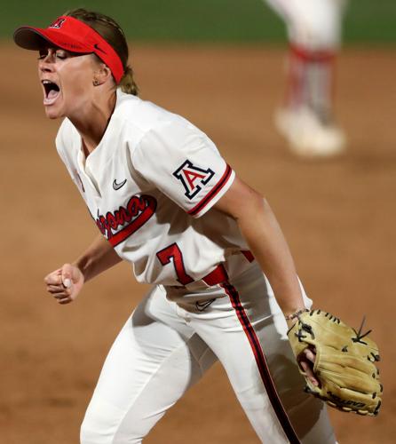 052622-tuc-spt-uasoftball-p2