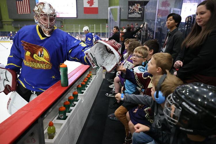 Tucson Roadrunners greet young fans