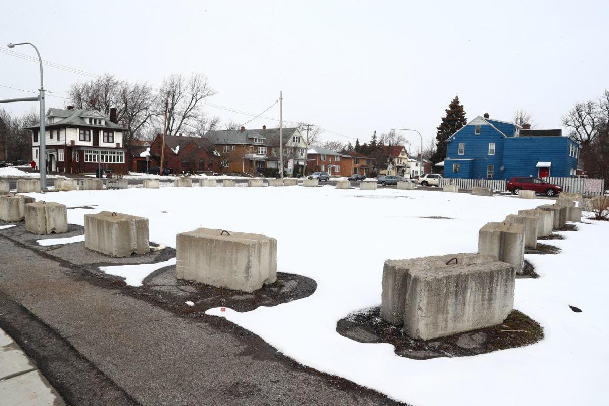 LOCAL Abandoned Gas Station HICKEY