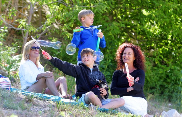 Tunes are hot, venue is oh-so cool   