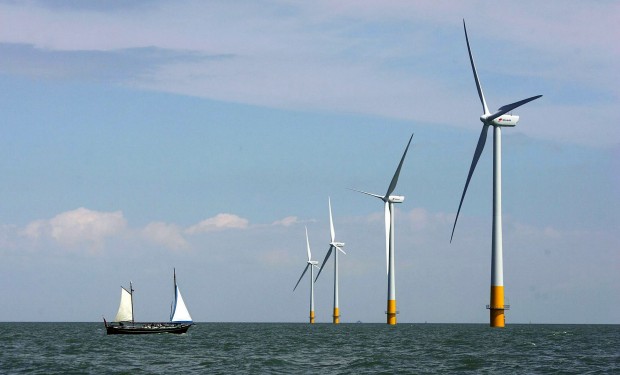 1st offshore US wind farm OK'd in Nantucket Sound   