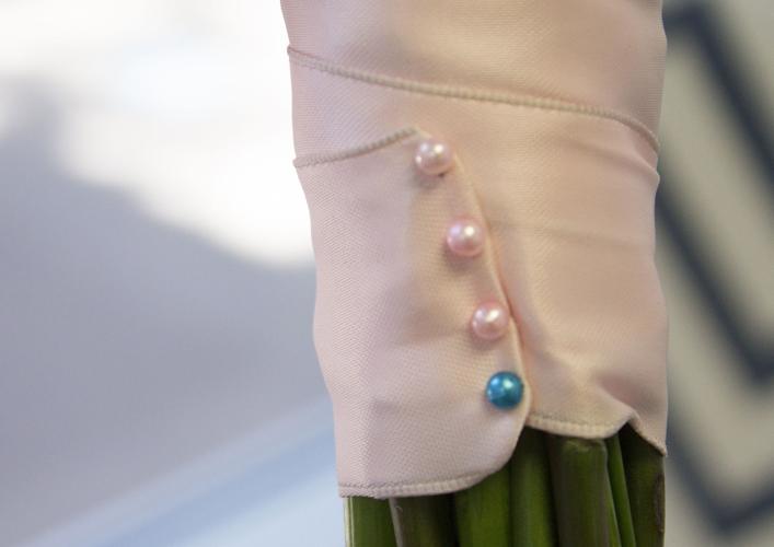 blue pin