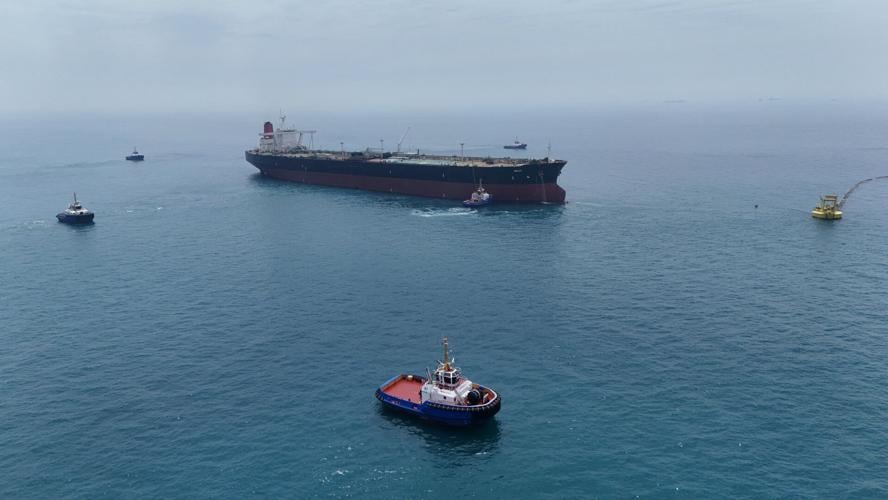FILE PHOTO: Chinese refiners delay projects with Middle East oil supply disrupted