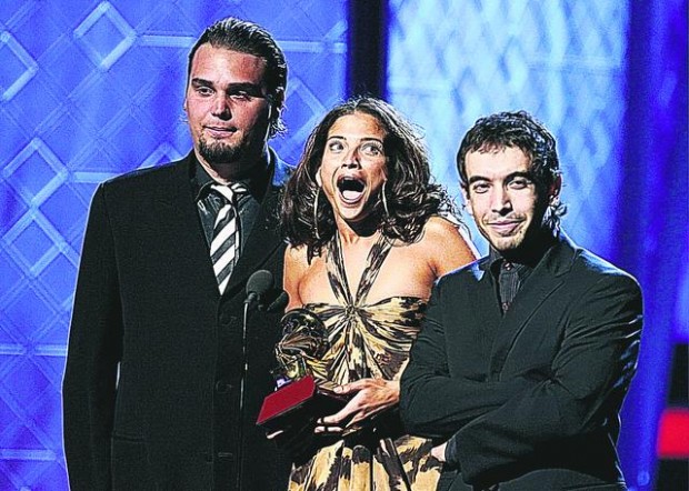 Dominican Guerra and band, 440, sweep Latin Grammys  